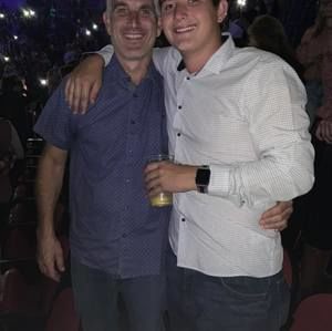 Meet your Posher, Brady